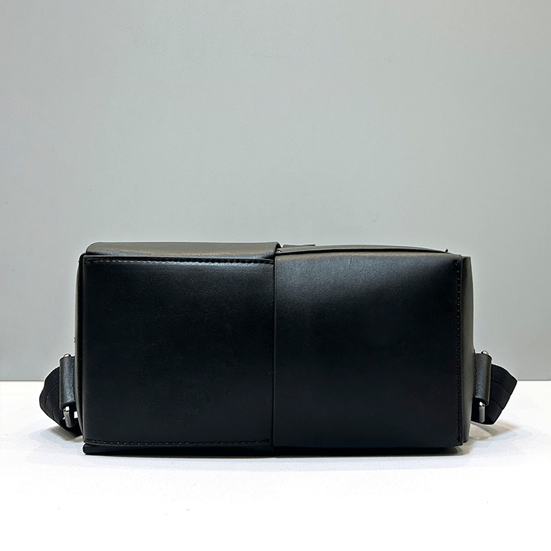 ファッショナブルな大容量レザー織りビジネスカジュアル旅行バッ - Leather Work Backpack のレビューと価格
